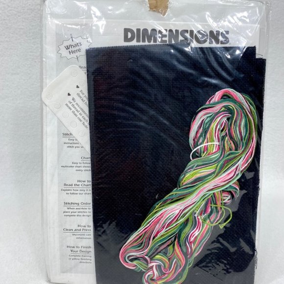 Dimensions "Roses in Crystal" Counted Cross Stitch Kit - New (1998) - Picture 5 of 6